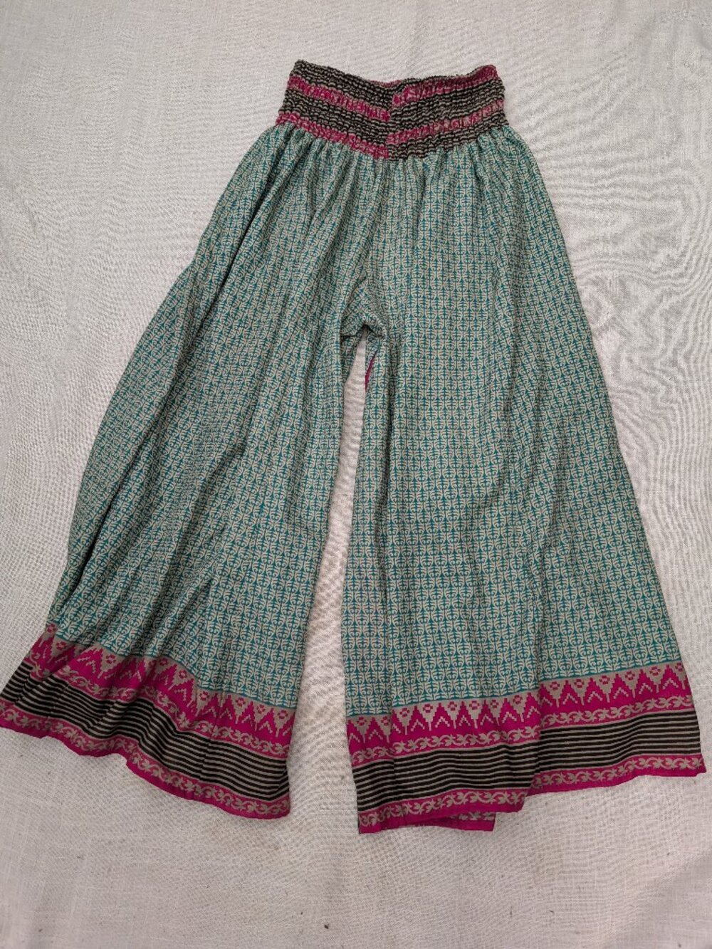 Wide-leg Bohemian Palazzo Silk Pants w/ Geometric Pattern Elasticized Waistband